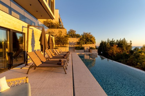 Elena & Frida Residence 44