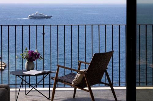 Eleven & Atreeum Residence 45