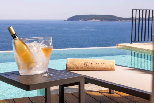 Eleven & Atreeum Residence 24