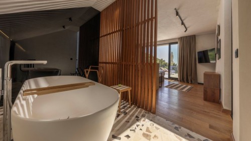 Eleven & Atreeum Residence 30