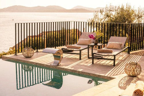 Eleven & Atreeum Residence 25