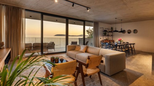 Eleven & Atreeum Residence 6