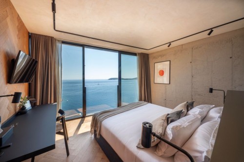 Eleven & Atreeum Residence 44