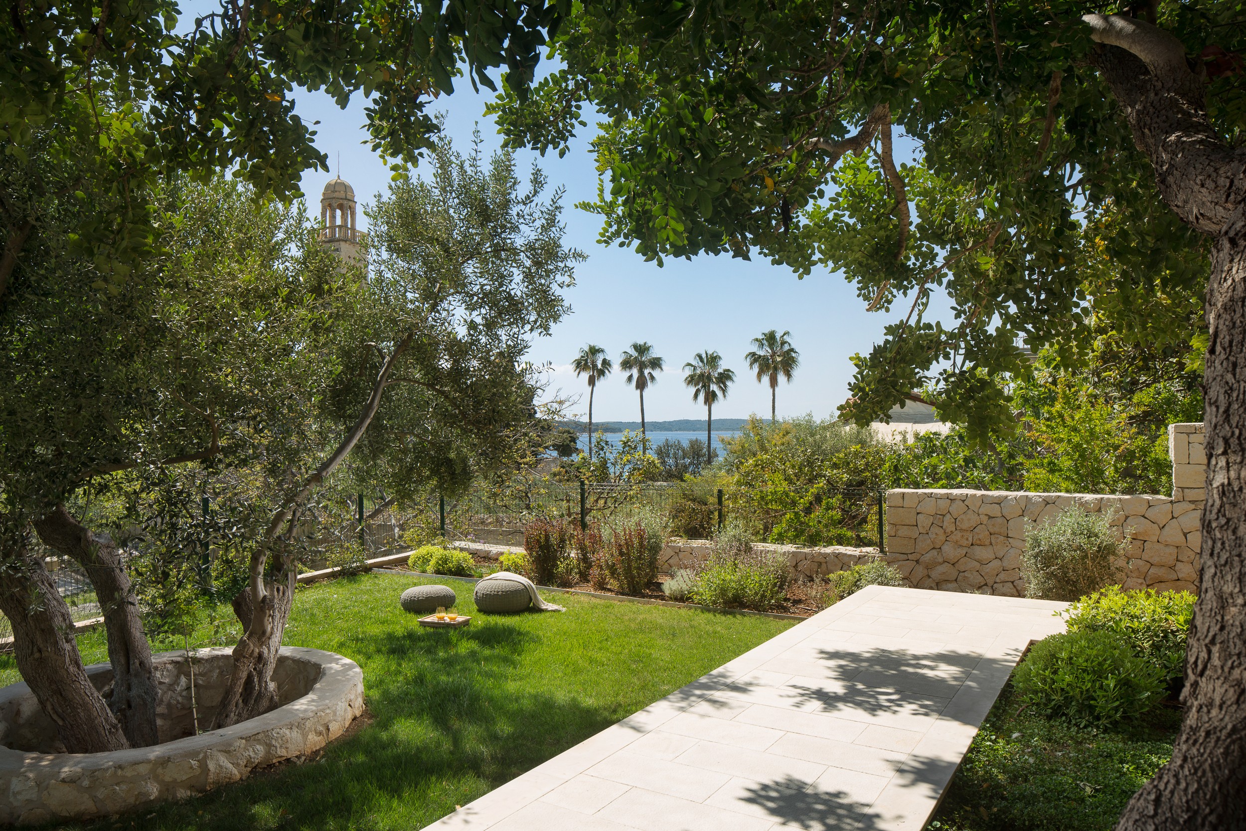 Refined Island Living: Luxury Villas in Hvar for Privacy, Style and Authentic Charm