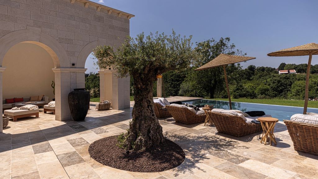 Longer Stays, Slower Days: Off-Season Living in an Istrian Luxury Villa